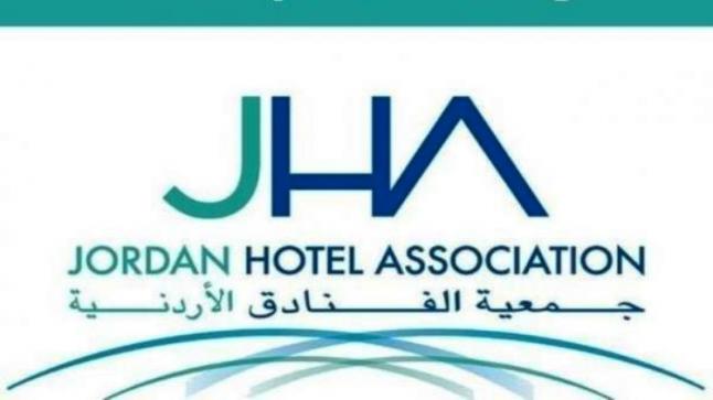 اتفاق لإعطاء لقاح كورونا للعاملين في القطاع الفندقي والسياحي بدءا من الأسبوع المقبل