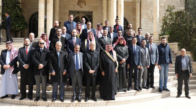 خلال لقائهم رئيس الديوان الملكي الهاشمي شيوخ ووجهاء وشباب عشائر أهل الجبل والرجوب: ثقتنا بمواقف وجهود الملك تعانق السماء