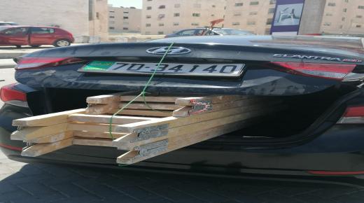 اصحاب مكاتب تاجير السيارات السياحية لـ الرزاز … سياراتنا اصبحت تحل محل بكبات النقل المشترك