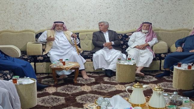 وجهاء عشيرة الذيب يجتمعون في زبدة الوسطية لتعزيز الوحدة والتواصل وخدمة الوطن