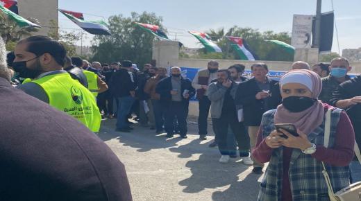 الكتله المهنية لفرع نقابة المهندسين بالزرقاء تتقدم بقوة .. واقبال كبير عالتصويت