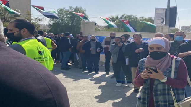 الكتله المهنية لفرع نقابة المهندسين بالزرقاء تتقدم بقوة .. واقبال كبير عالتصويت