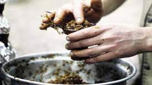 حيتان الدخان والمعسل يثيرون الرأي العام الأردني والإعلام ينقسم إلى فريقين