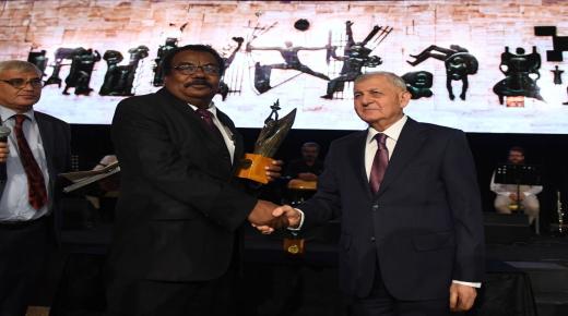 د.الفقيه يشارك في أعمال مؤتمر المركز الثقافي العربي الكردي تحت عنوان (ملتقى الثقافتين العربية – الكردية)