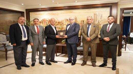 “صناعة عمان” تبحث تعزيز التبادل التجاري مع بلغاريا