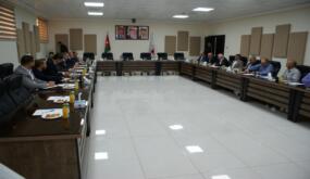 مصفاة البترول والجمعية العلمية الملكية تبحثان تنفيذ دراسات فنية مشتركة