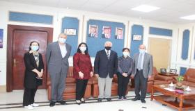 معهد كونفوشيوس / جامعة فيلادلفيا يتبرع لموظفي الجامعة بمستلزمات وقاية شخصية في ظل جائحة كورونا