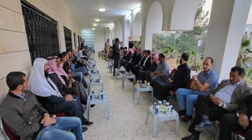 الشيخ فواز الخريشا يقيم افطارا بحضور اقطاب المعارضة