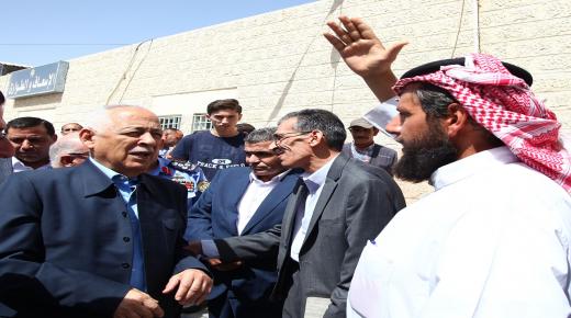 بتوجيهات ملكية العيسوي يسلم مساكن لأسر عفيفة في الطفيلة – صور