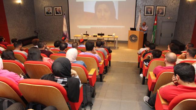 محاضرة تفاعلية حول “واقع السلامة المرورية في الأردن” في جامعة الأميرة سمية للتكنولوجيا