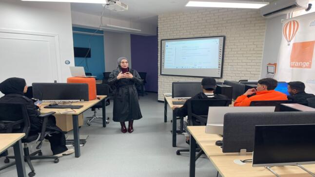 اختتام دورة تدريبية في مهارات سوق العمل في مركز شباب وشابات الزرقاء النموذجي