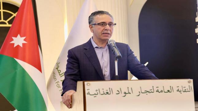 القضاة: الحكومة ملتزمة بدعم قطاع المواد الغذائية