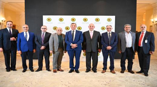 مستشفى الكندي يقيم حفل افطار رمضاني – بالصور