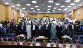 جامعة الزرقاء تكرّم الطلبة المتميزين في الأنشطة والمسابقات المحلية والعربية والدولية