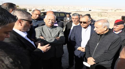 رئيس الديوان الملكي الهاشمي يلتقي مستثمرين وممثلي القطاعات الصناعية بمنطقة وادي العش بمحافظة الزرقاء