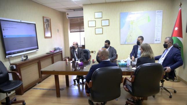 وزارة التخطيط والتعاون الدولي والبنك الدولي يوقعان 3 اتفاقيات تمويل بقيمة 75ر853 مليون دولار