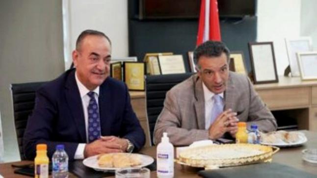 رئيس جمعية الفنادق يشيد بجهود وزير السياحة والاثار نايف الفايز