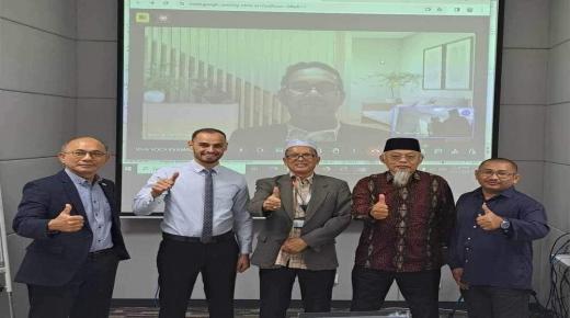 شهادة الدكتوراة بتقدير امتياز للدكتور ساجد الشديفات