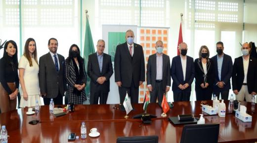 “أورنج الأردن” و”بنك القاهرة عمان” يجددان اتفاقية مشروع “البطاقة الجامعية الذكية”