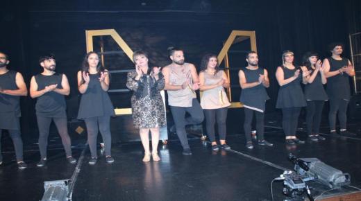 الفنان منذر خليل يشارك في مسرحية ” إلا أنت- القدس” تأليف الكاتبة سميحة خريس