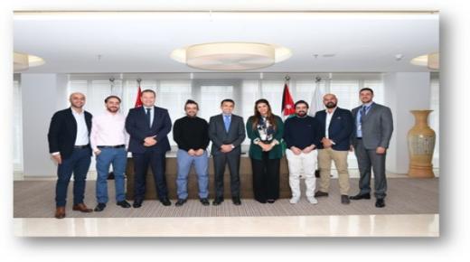 بنك صفوة الإسلامي يتعاون مع فريق “فوق السادة” ليكون سفيراً لعلامته التجارية