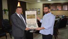 الزيتونهسمو الأمير نايف بن عاصم يفتتح بطولة الجامعات الأردنية للملاكمة في جامعة الزيتونة الأردنية بمناسبة عيد الاستقلال