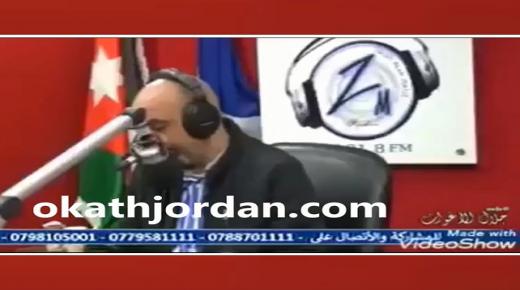 الاعلامي جلال الاغوات في برنامجه على اذاعة بلدية الزرقاء يقوم بمساعدة عامل وطن لجأ اليها لتامين حليب لاطفاله- فيديو