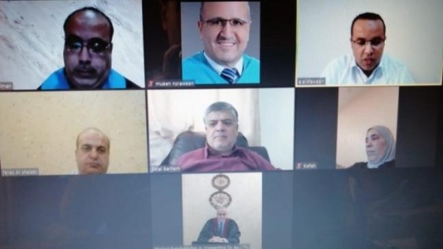 مناقشة رسالة الماجستير رقم (23) عن بعد في “عمان العربية” حول مستوى إدراك القيادات الإدارية