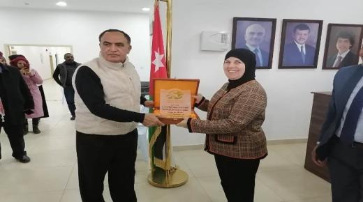 اسحاقات مندوبة عن رئيس الوزراء تفتتح مركز البوتاس الشامل للتربية الخاصة