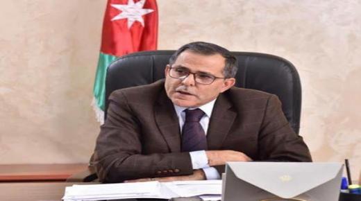 استقالة مدير عام الغذاء والدواء هايل عبيدات