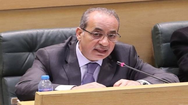 المصري: الزيادات على رواتب الجهاز الحكومي تنطبق على موظفي البلديات