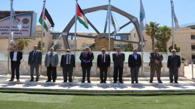 رئيس الجامعة الهاشمية يزور جامعة الزرقاء