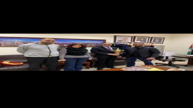 جامعة البترا تفوز ببطولة كأس الريشة للجامعات