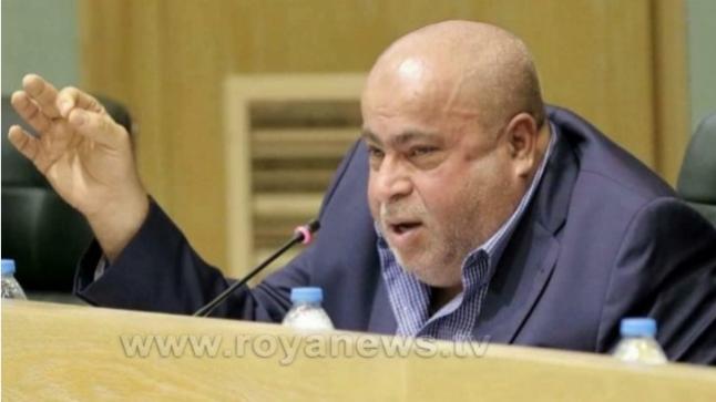 عطية يطالب الحكومة دراسة اعادة فتح المساجد