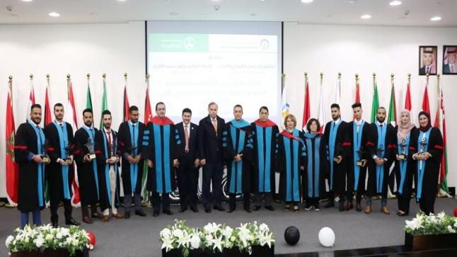 طلبة الصيدلة في “عمان العربية” يؤدون القسم