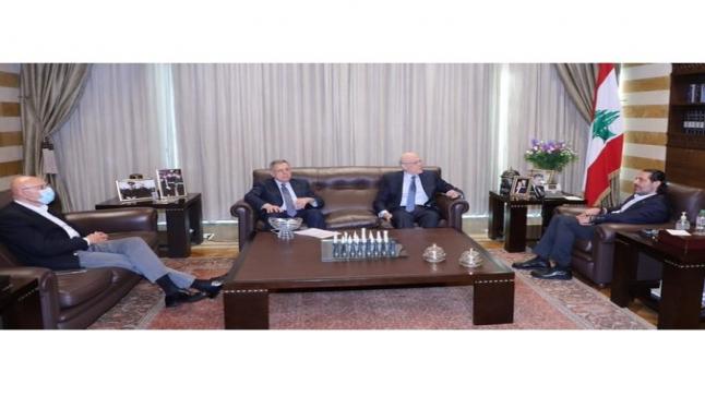 الحريري عرض المستجدات مع رؤساء الحكومة السابقين
