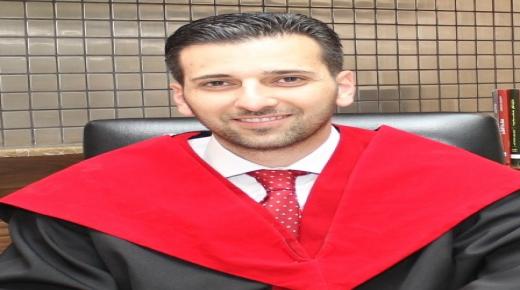 الدكتور أحمد يعقوب ناصر الدين .. نموذج شبابي يقتدى به