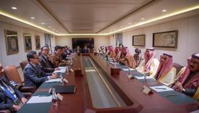 ولي العهد يبحث مع رئيس وزراء اليابان أوجه التعاون وفق رؤية 2030