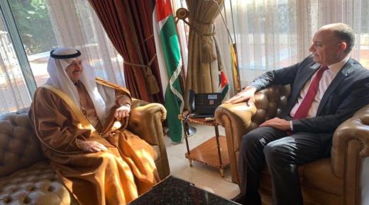 وزير الاعلام الأردني يستقبل سفير خادم الحرمين الشريفين لدى الأردن