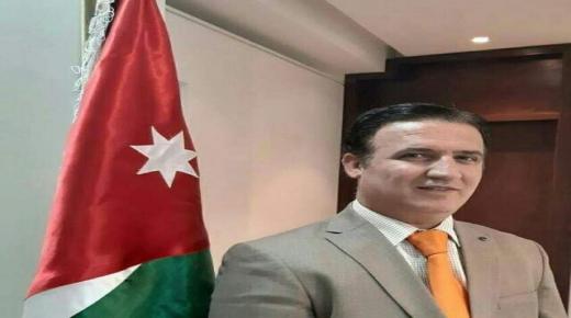 ماجد الشوابكة يهنيء عبد الحميد الغرايبة بمناسبة تعيينه مديراً عاماً للمجموعة المناطق الحرة
