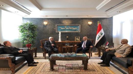 وفد من جامعة الزرقاء يزور سفارة جمهورية العراق في الأردن