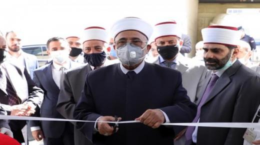 قاضي القضاة الشيخ عبد الحافظ الربطة يفتتح مجمع المحاكم الشرعية في عمان – صور وفيديو