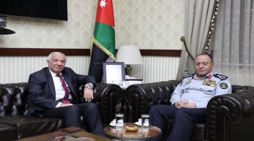 الصبيحي يلتقي مدير دائرة أوقاف القدس