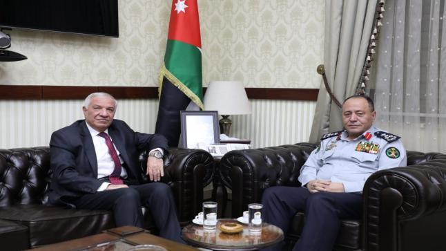 الصبيحي يلتقي مدير دائرة أوقاف القدس