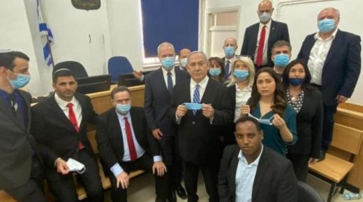 انتهاء أولى جلسات محاكمة نتنياهو بتهم الفساد والرشوة