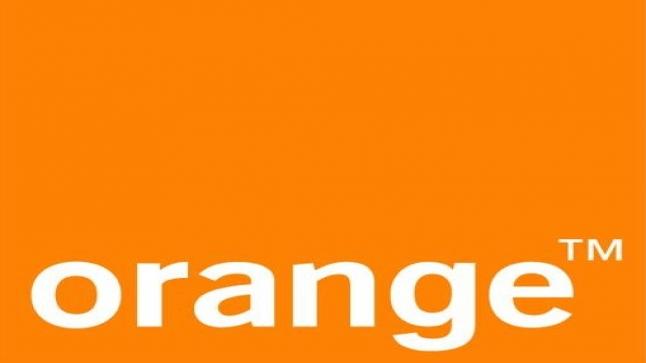 عائلة Orangeتتبرع بـ 20 ألف دينار لدعم عمال المياومة من خلال مبادرة “يوميتهم علينا”