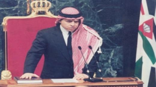الملك يتلقى برقيات بمناسبة الذكرى الحادية والعشرين ليوم الوفاء والبيعة