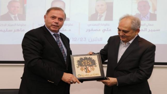 ندوة في “عمان العربية” تدعو لاستثمار استعادة الباقورة والغمر في المطالبة بحقوق الاردنيين في أراضي فلسطين