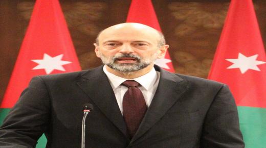 رئيس الوزراء يوعز بدعم الحملة الوطنيّة لتسويق زيت الزيتون الأردني