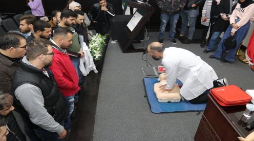 الإسعافات الأولية … دورة تدريبية في “عمان العربية”